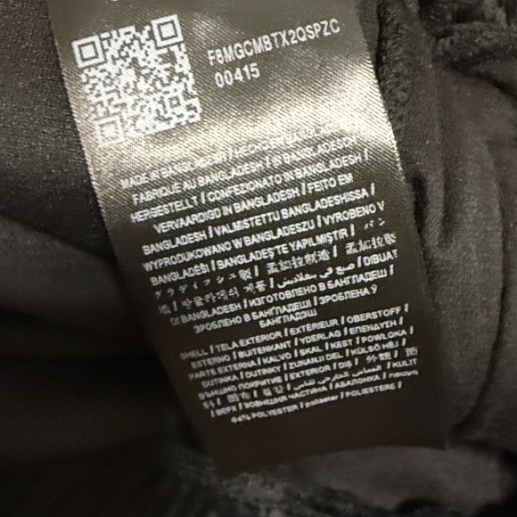 Guess Y2K Black Velour Jacket And Pants Tracksuit Set - Picture 11 of 15